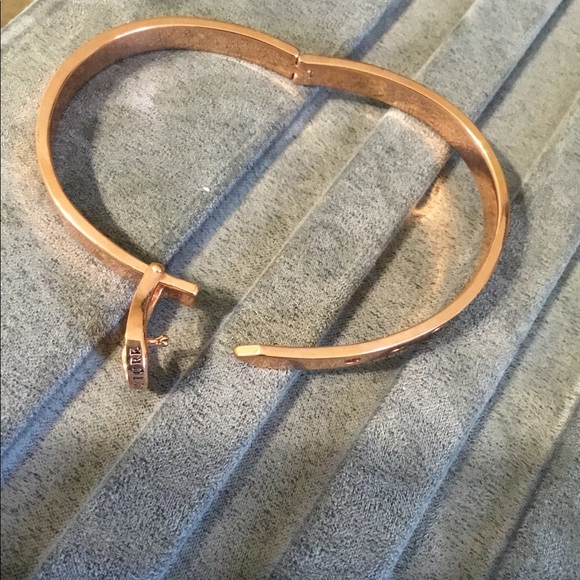 Juicy Couture Bracelet. Stylish. Fits Most Size, Adjustable by a little. - Picture 6 of 6